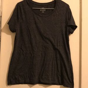 Rue 21 crew neck t-shirt